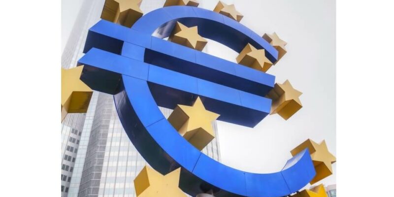 FRANKFURT - OCTOBER 14: Euro sign in front of the European Central Bank building on October 14, 2014 in Frankfurt, Germany. It's the central bank for the euro and administers monetary policy of the Eurozone.