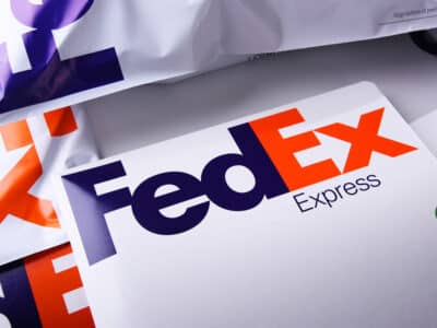 FedEx Raises Quarterly Dividends